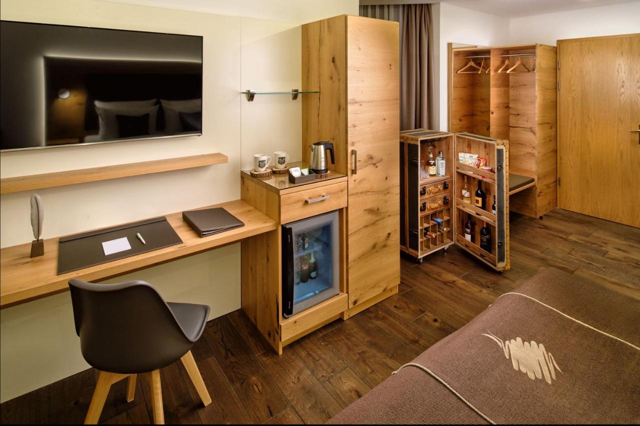 Esslingen am Neckar Neo Hotel Linde Esslingen מראה חיצוני תמונה