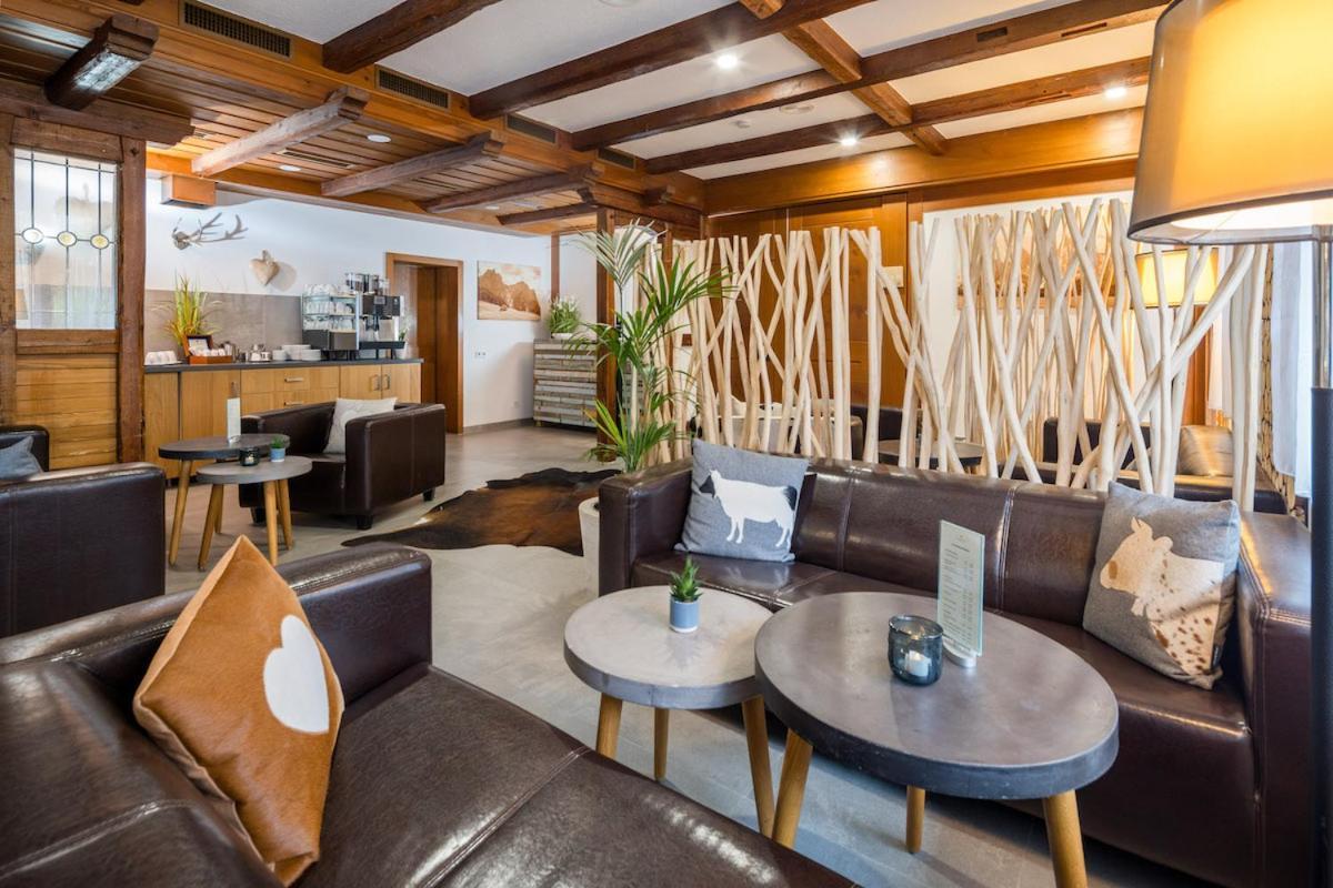 Esslingen am Neckar Neo Hotel Linde Esslingen מראה חיצוני תמונה