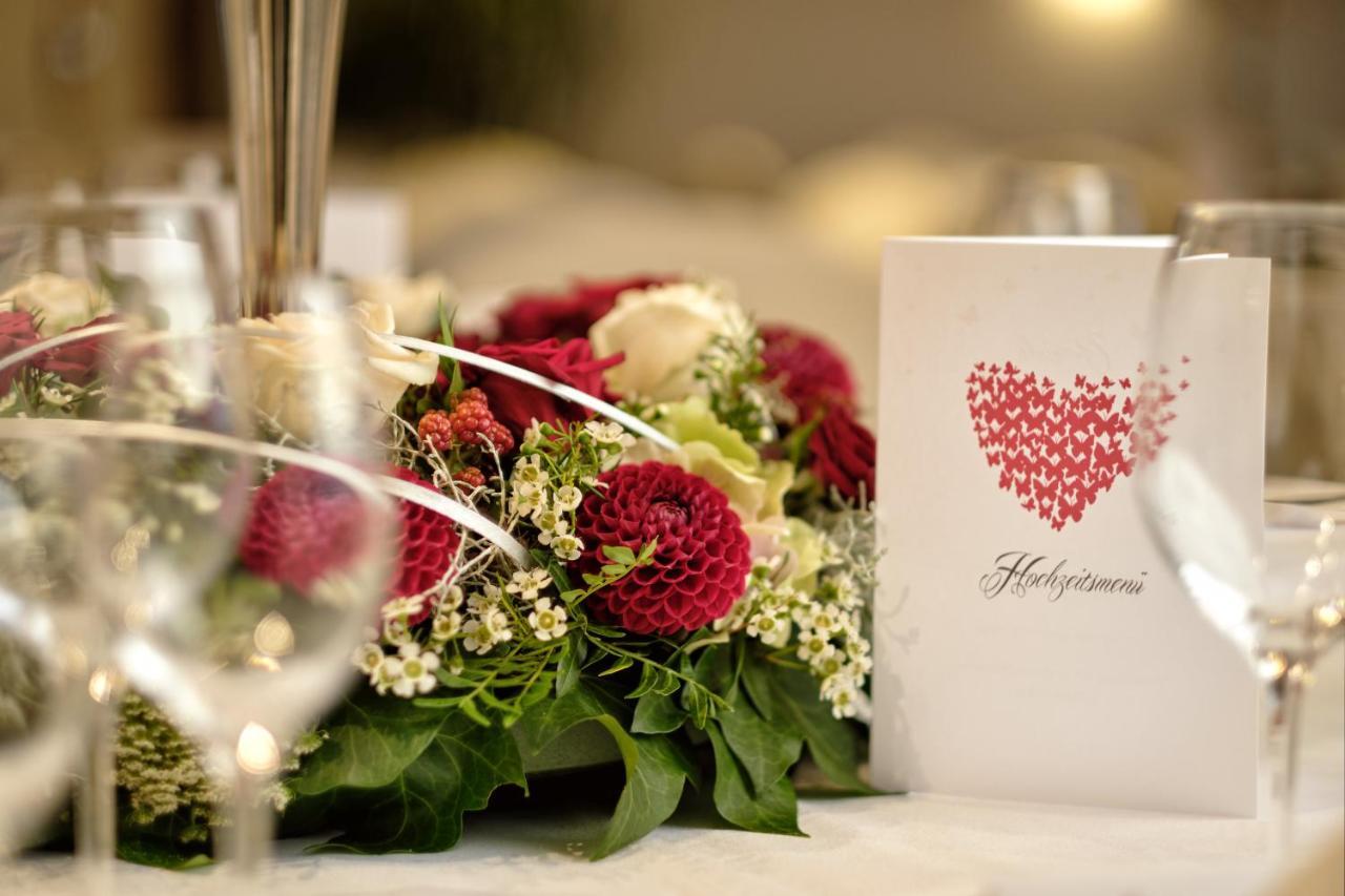 Esslingen am Neckar Neo Hotel Linde Esslingen מראה חיצוני תמונה