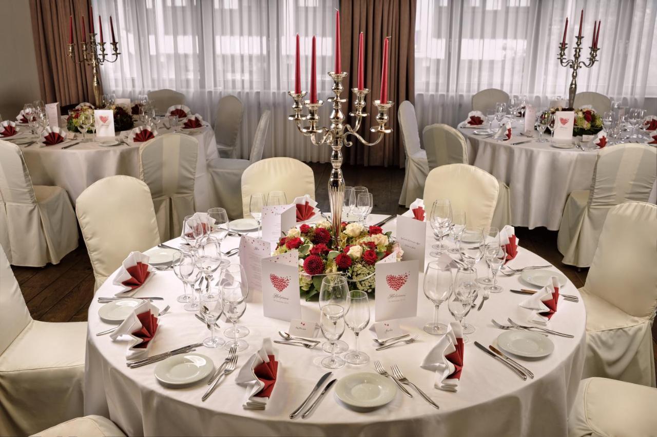 Esslingen am Neckar Neo Hotel Linde Esslingen מראה חיצוני תמונה